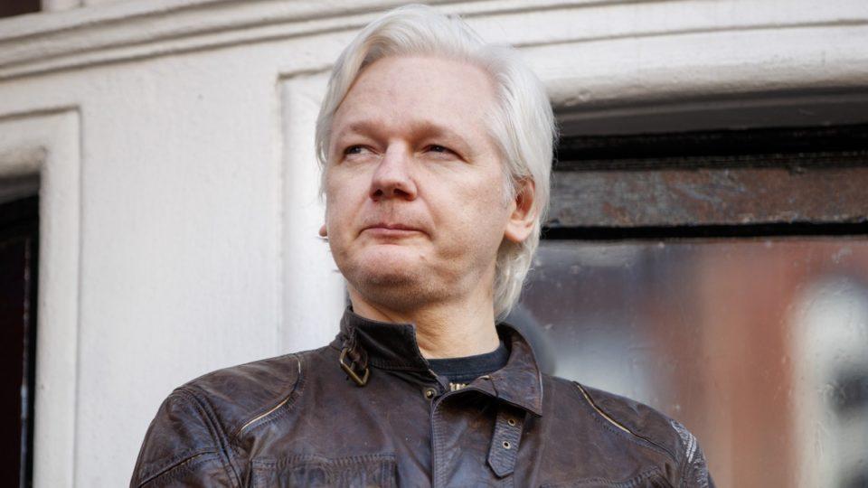 WikiLeaks Veteran: I 'Cooperated' With Feds 'in Exchange 